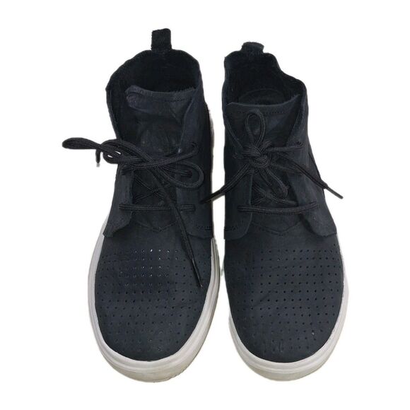 Merrell Shoes - Merrell Around Town City Chukka Air Sneaker Women's 6 Black Leather J94332